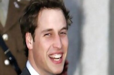 Prince William turns bikini Bond babe