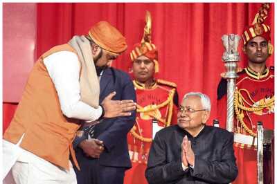 No Question of Going Anywhere Else Now, Says Nitish In 1st Remark After Taking Oath For 9th Bihar CM