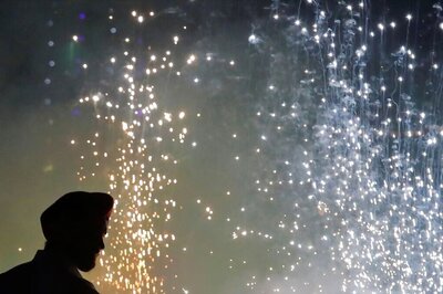 Day after Diwali, Delhi's Rain Relief Goes Up in Smoke, Local Emissions Push Air Pollution to Hazardous Levels