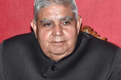 Vice President Dhankhar Meets Cambodian PM, Discuss Bilateral Ties