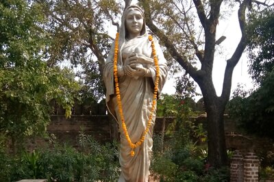 Ahilyabai Holkar Birth Anniversary: Remembering 'The Philosopher Queen' of Malwa