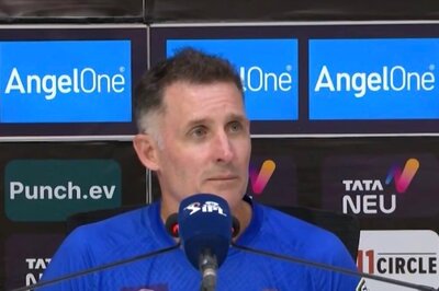 “Do Not Want to Put Too Much Doubt in Our Mind’, Says Mike Hussey as CSK Welcome Ultra-aggressive SRH to the Den