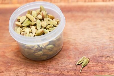 How to Bruise Cardamom