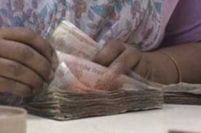 Rupee pierces 40 per dollar mark after nine years