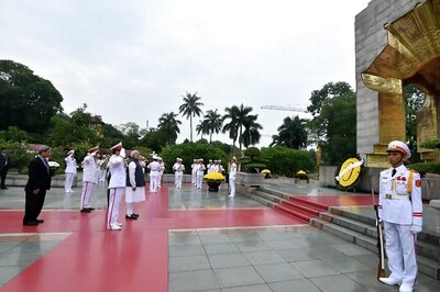PM Modi Accorded Ceremonial Welcome on Arriving in Vietnam