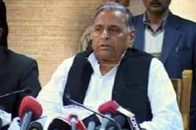 Mulayam weighs options | Prez rule?