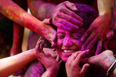 Bid Adieu to Holi After-effects With Lemon, Coconut oil