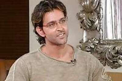Hrithik hits Singapore for six-week physiotherapy