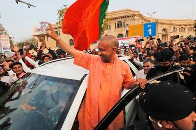 Free Ration Scheme for 15 cr People in UP may be Extended Till 2024 Lok Sabha polls