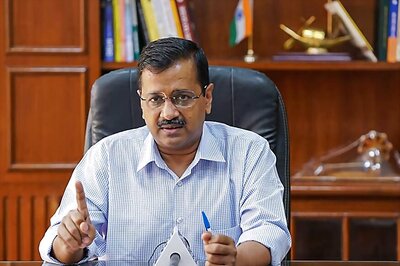 Kejriwal Seeks Experts' Help to Reduce Deaths; LG Baijal Directs Strict Action Against Covid-19 Protocol Violators