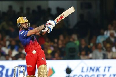 RCB vs CSK: Virat Kohli Joins Nicholas Pooran to Share Six-hitting Record in IPL 2024; Breaches 700-run Mark For the Second Time