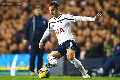 Roberto Soldado ends goal drought as Tottenham beat Everton 2-1