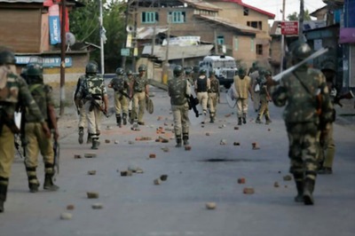 Kashmir Gun Battle Leaves Police Officer, 7 Terrorists Killed
