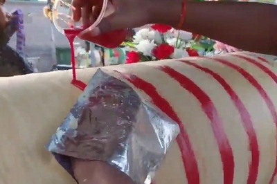 Maharashtra’s Desi Ice Cream Finds Its Way To Lucknow’s Chatori Gali