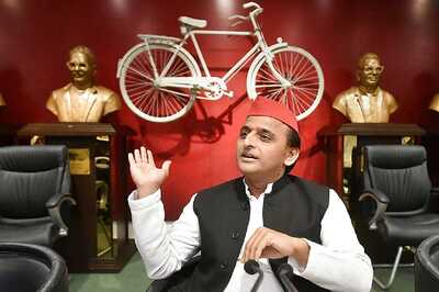 Pedalling a Narrative: Akhilesh Set to Embark on Cycle Yatra in Support of Azam Khan