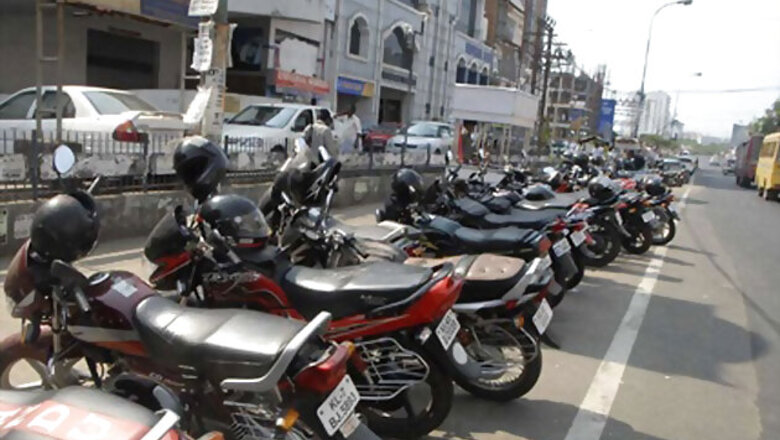 Motorists to pay more for parking in Delhi