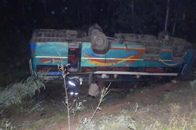 Bus Overturns On Delhi-Lucknow National Highway, 21 Injured
