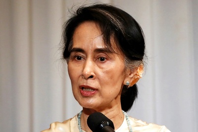 Suu Kyi Stripped of Oxford Honour Over Rohingya Criticism