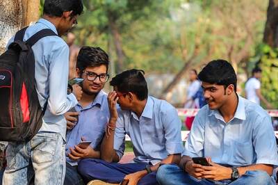 Maha to Make Voter Registration Mandatory for Students Above 18 Years Seeking Admission to Colleges