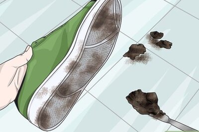 How to Clean Rubber on Shoes