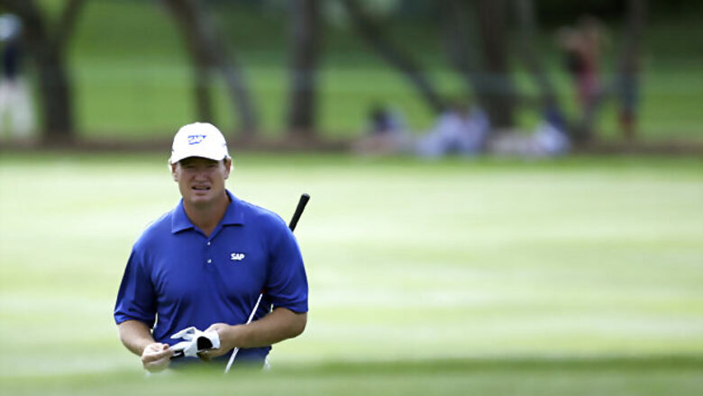 Els closes in on second successive tour win