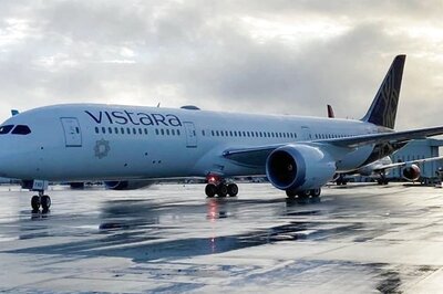Vistara Plane Returns to Delhi Following Snag; DGCA to Probe Incident