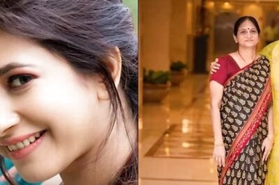 Actress Manvita Kamath Remembers Her Late Mother, Says, 'Feels Empty Without You'