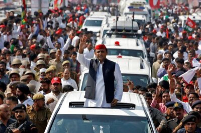 ‘Don’t Need Lecture on Principles of Dr Lohia’: Akhilesh Yadav Replies to PM Modi’s Allegations