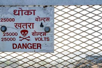 5 Officials Suspended, 2 Issued Show Cause Notice in Mother-daughter Electrocution Incident