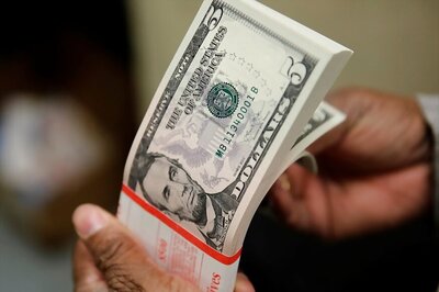 American Billionaires' Wealth Jumps by over Half a Trillion during Coronavirus Pandemic: Report