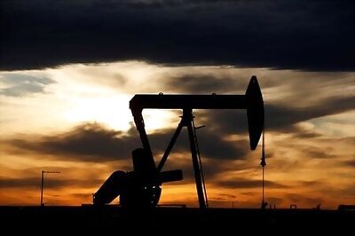Oil rises after bigger-than-expected drop in inventories