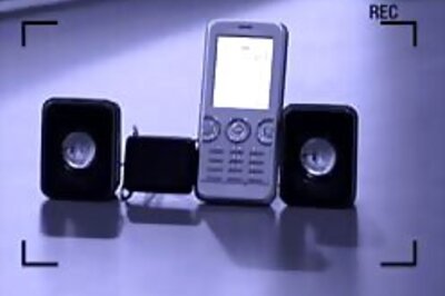 Porn to spice up US cell phones in 2008