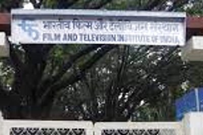 FTII Pune Signs MoU to Introduce Film And Television Courses in Ladakh University