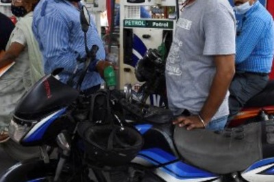 Petrol Price Today Hiked for 7th Day in a Row, Crosses Rs 110 in Delhi. Fuel Rates Here