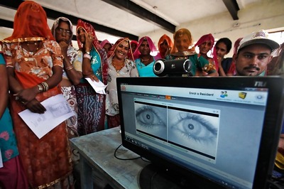 118 Cr People Have Aadhaar, Any Order Against it Will Hurt Them, Govt Tells SC
