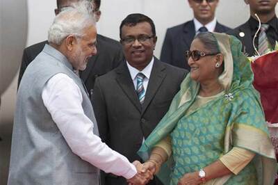 Prime Minister Narendra Modi gifts hand-woven tapestry to Sheikh Hasina