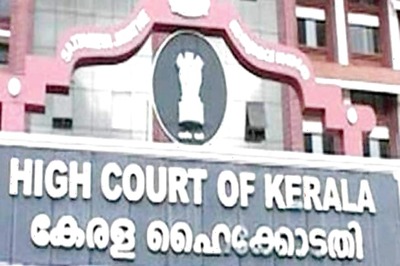 Kerala HC Dismisses Hindu Outfit's Plea For Allowing Muslim Women in Mosques