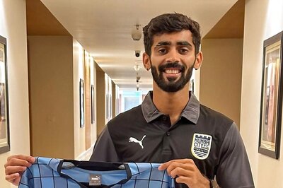 ISL Transfer News: Mumbai City FC Sign Akash Mishra from Hyderabad FC for an Undisclosed Fee