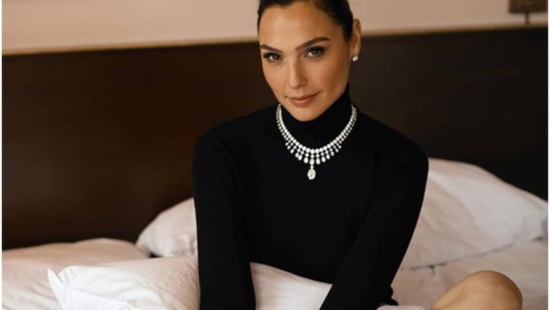 Glad You Enjoyed 'Wonder Woman 1984': Gal Gadot To Hrithik Roshan