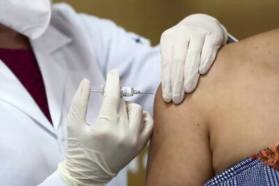 'Human Challenge Studies': UK Mulls Injecting Volunteers with Coronavirus to Test Vaccines