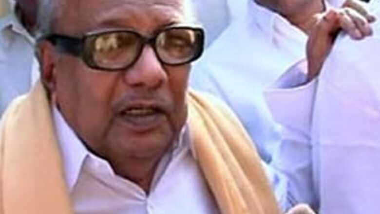 Karunanidhi flays attempts to politicise suicide