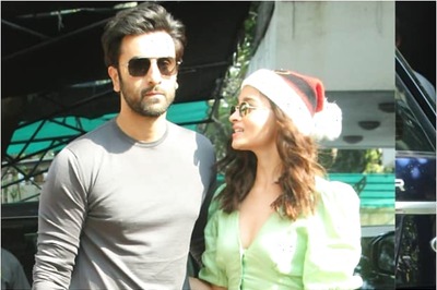 Alia Bhatt Joins Ranbir Kapoor for Christmas Lunch, Fans Call Them 'Cutest Couple Ever'
