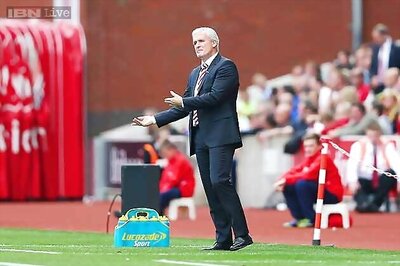 Mark Hughes deserves a good reception at QPR, says Harry Redknapp