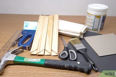 How to Build a Canvas Out of Wood & Boards