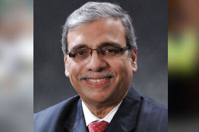 Indian Professor Appointed New Head of Top Chinese Business Institute