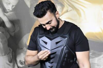 Raj Kundra BREAKS Down While Talking About His Time in Jail: 'Family Pe Mat Jao Yaar' | Watch Video