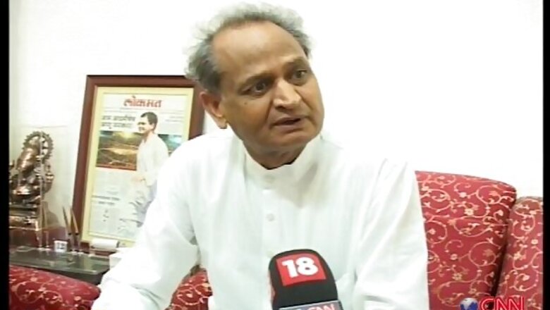 Gehlot condemns Ashis Nandy's remarks against Dalits