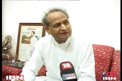 Gehlot condemns Ashis Nandy's remarks against Dalits