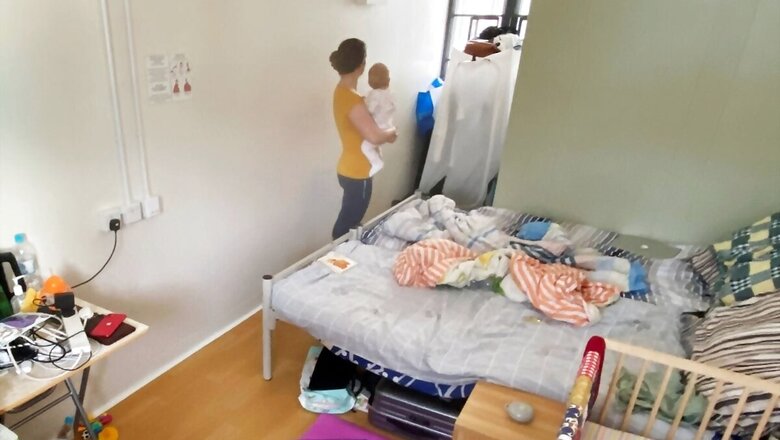 Hong Kong's Tough Covid-19 Rules See Babies Isolated, Families Cramped in Tiny Spaces