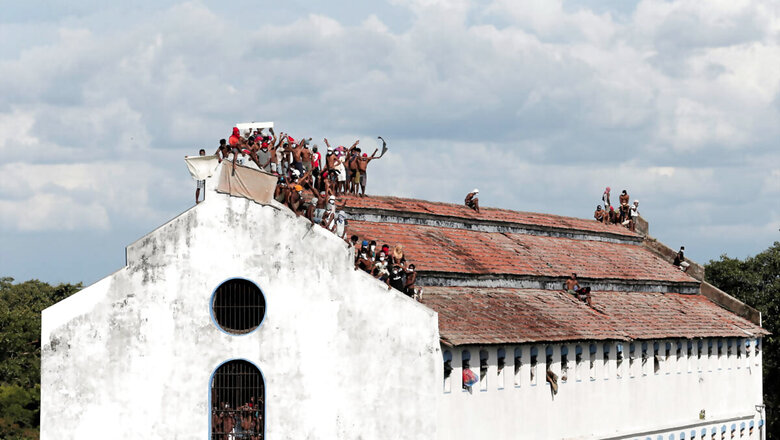 Fear of Contracting Covid-19 Led to Lanka Prison Riot, Says Probe Panel